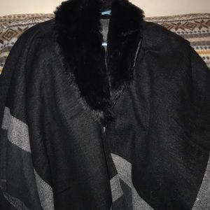 Brand new madden girl Pancho with faux fur